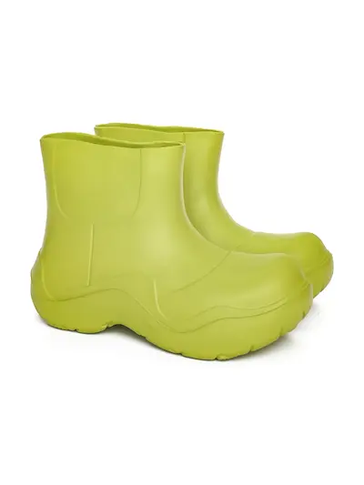 Полусапоги зеленого цвета